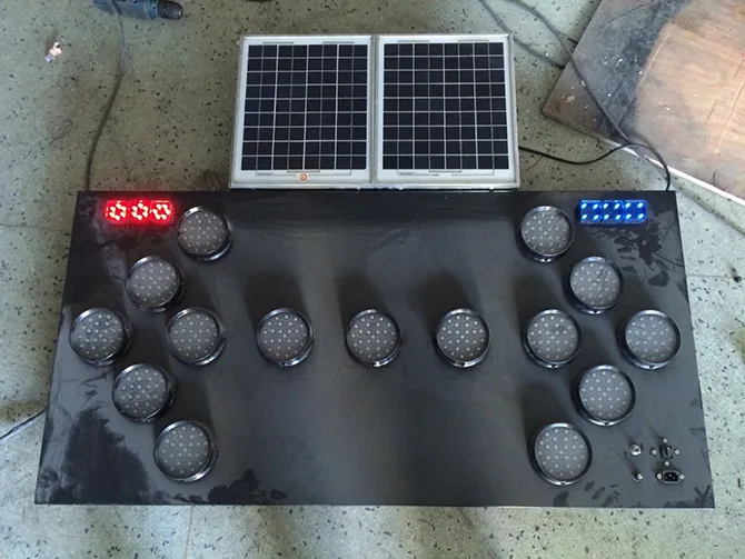 太阳能交通信号灯 — 查看产品